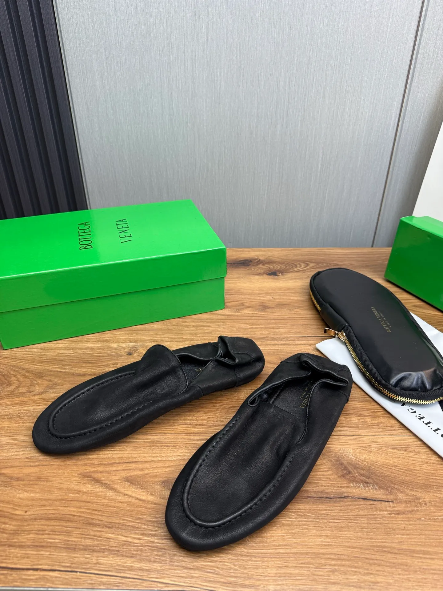 Men's men's shoes💰480💰BV-popular wallet shoes👟Casual, fashionable and comfortable🔗Good travel partner✅Original cowhide + imported cowhide. Original rubber outsole, available all year round👏Size: 38-45 (38.45 custom-made, non-returnable)